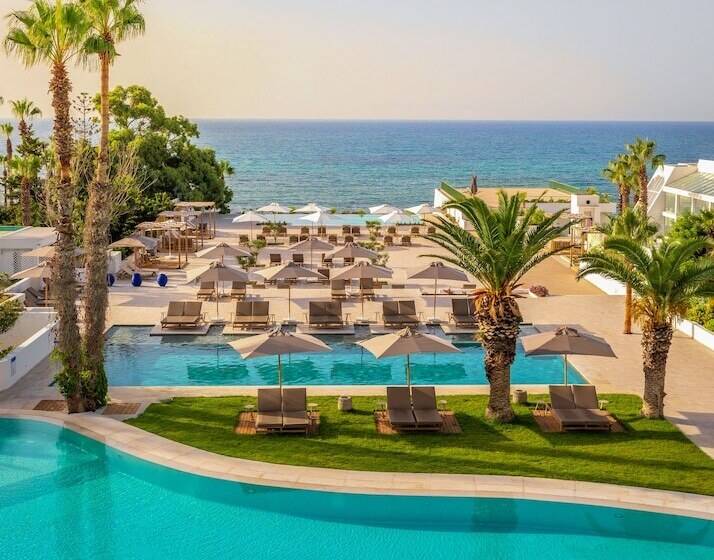 Отель Royal Azur Thalassa