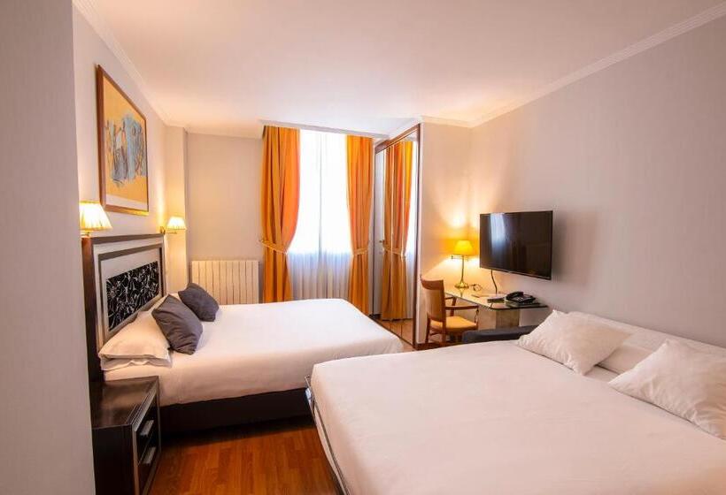 هتل Rua Salamanca