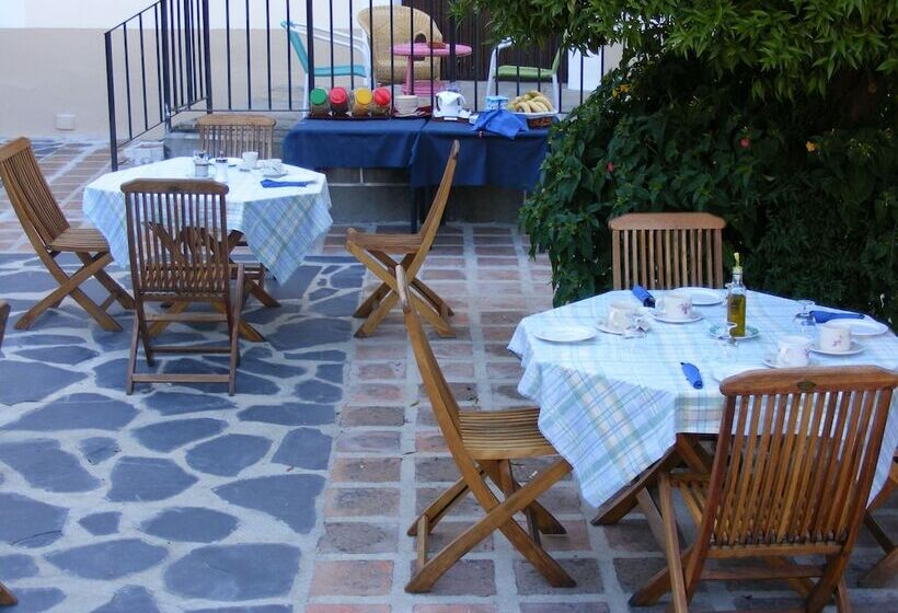 Сельский отель Rural La Casa De Pasarón