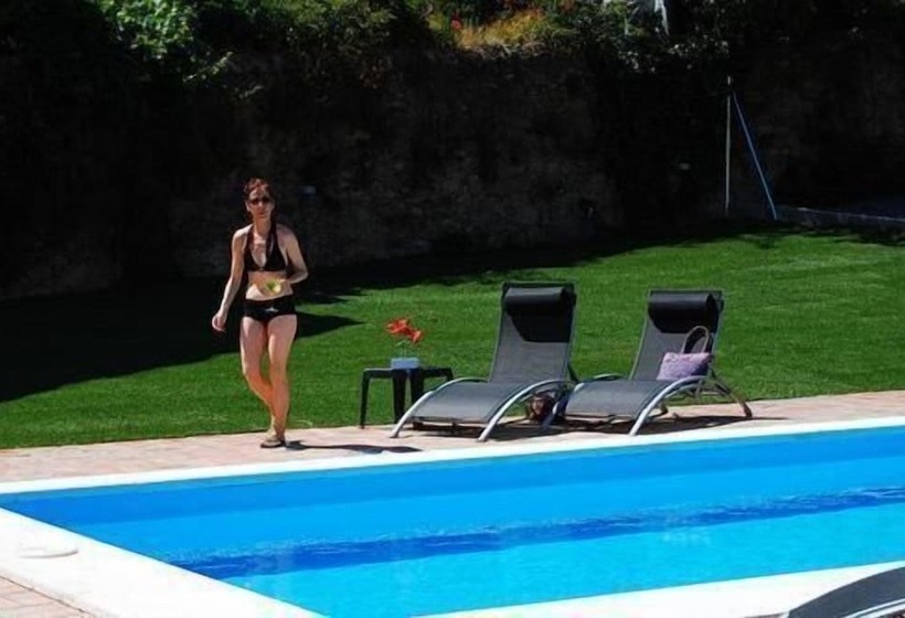 Сельский отель Rural La Casa De Pasarón