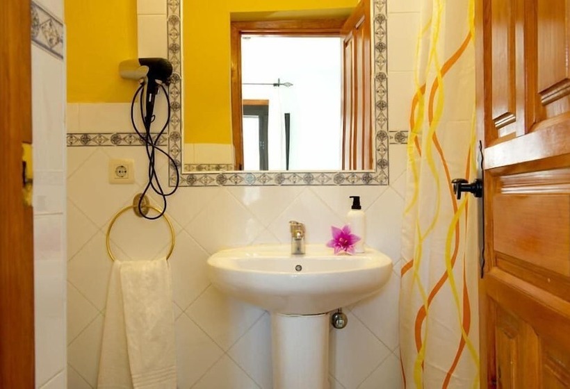 Сельский отель Rural La Casa De Pasarón