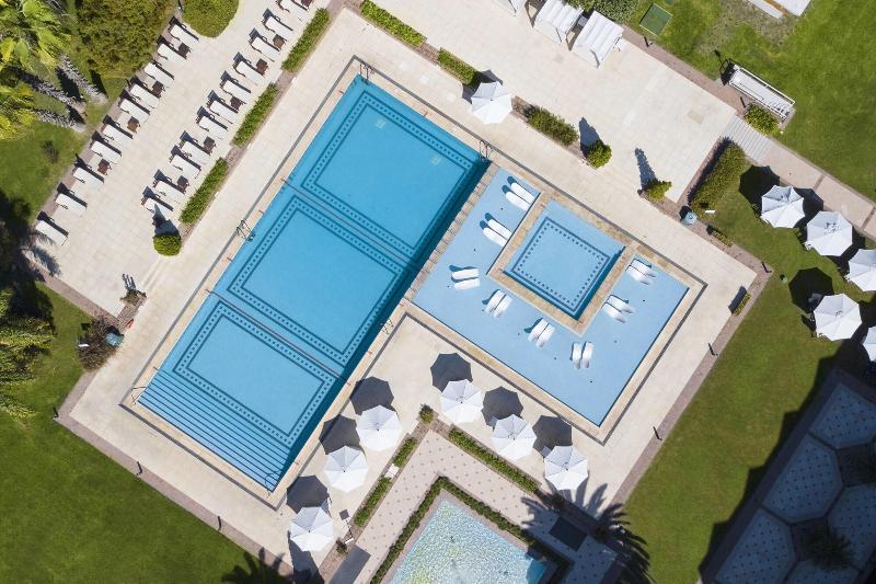 Sheraton Pilar Hotel & Convention Center