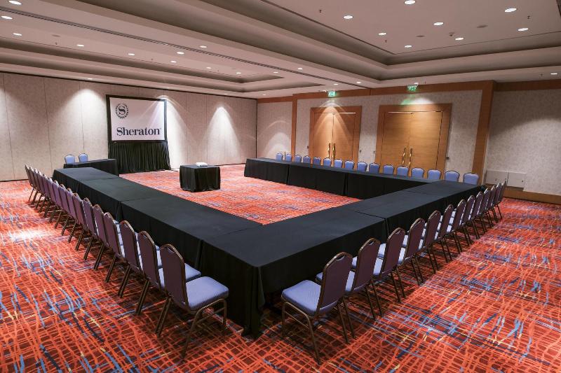 Sheraton Pilar Hotel & Convention Center