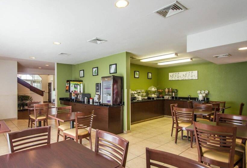 Отель Sleep Inn & Suites