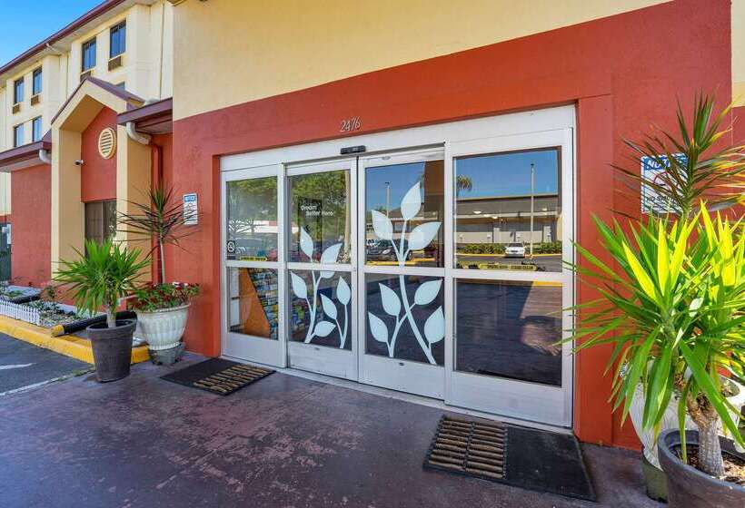 فندق Sleep Inn Leesburg Chain Of Lakes