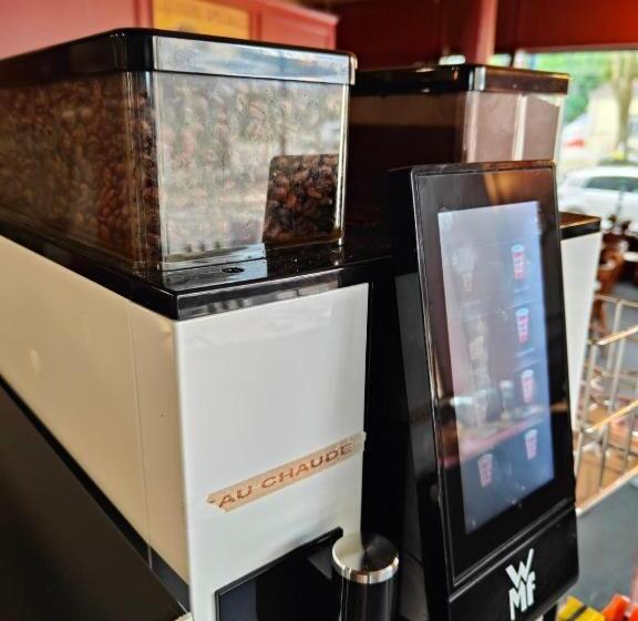 호텔 Terminus  Pizzeria Pizz A Gogo  Salle De Sport  Face A La Gare