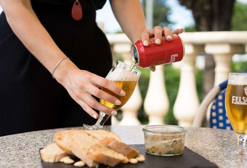 ホテル The Originals City, Hôtel Le Puech, Narbonne