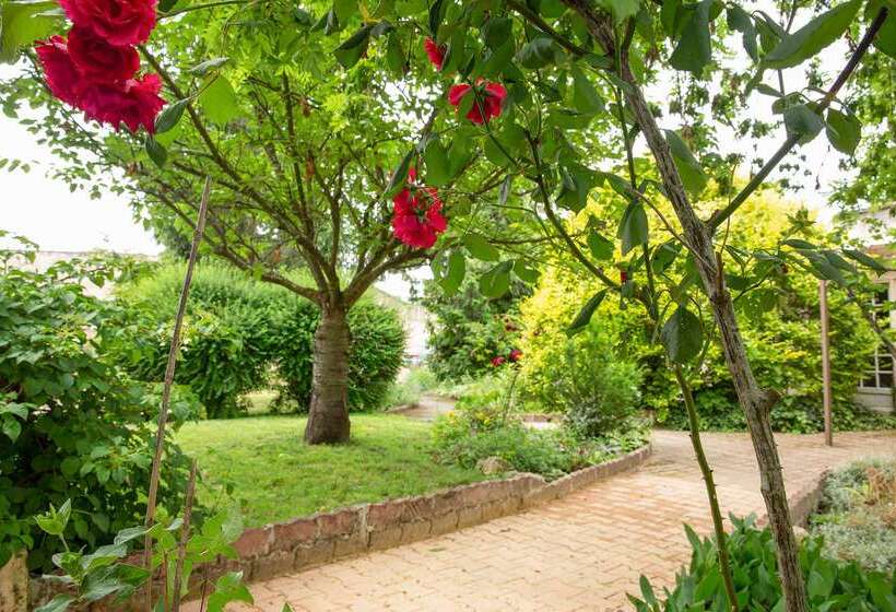 فندق The Originals Boutique, Hôtel Clos Sainte Marie, Nevers