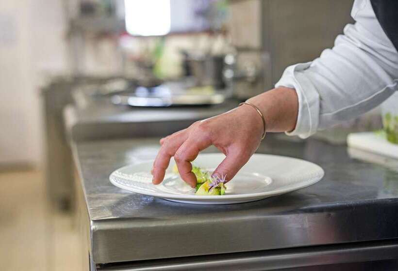 호텔 The Originals Boutique, Hôtel Le Pillebois, Bourgenbresse Nord