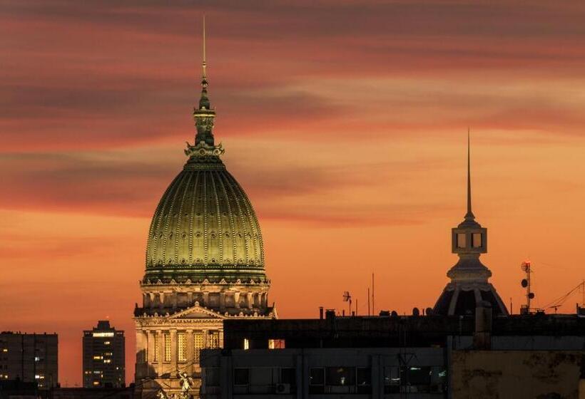 Отель Up Congreso