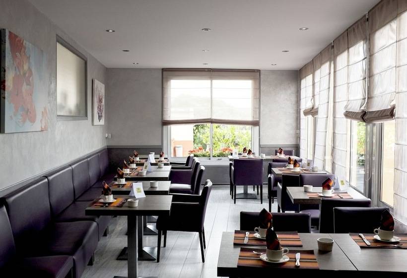 Logis Hotel & Restaurant La Paix