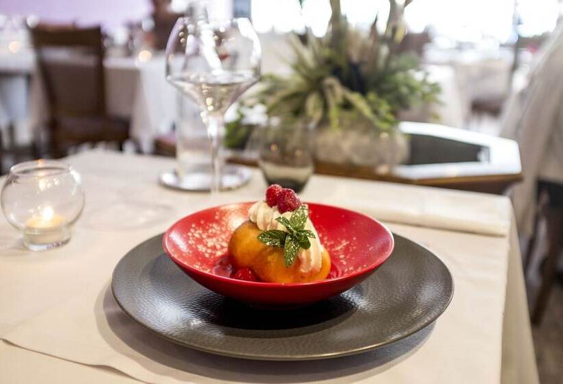 Logis Hotel & Restaurant La Paix