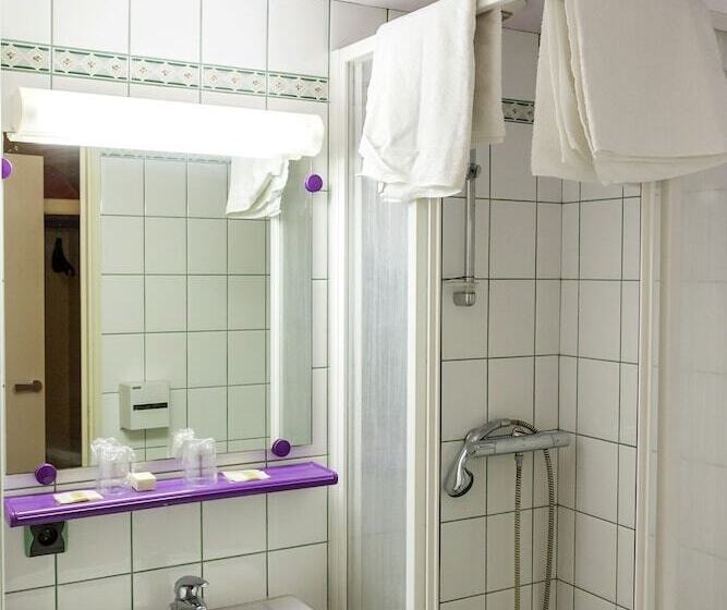 Logis Hotel Restaurant Croix Verte