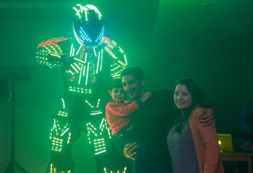 Marina Del Faro Resort