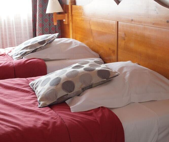 מוטל Les Jardins Du Forez