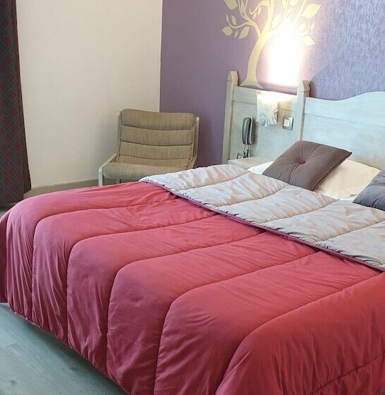 מוטל Les Jardins Du Forez