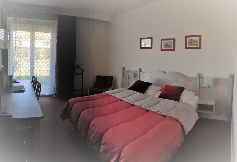 מוטל Les Jardins Du Forez