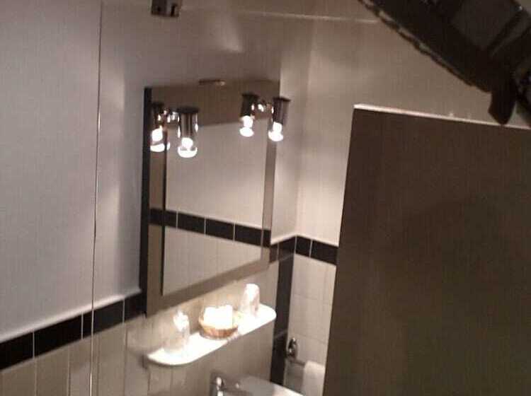 מוטל Les Jardins Du Forez