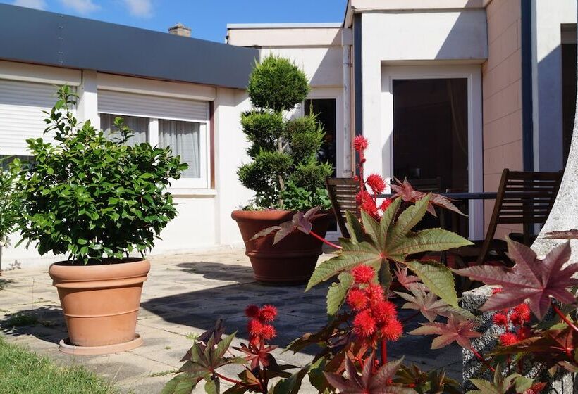 מוטל Les Jardins Du Forez