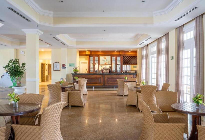 אתר נופש Saui­pe Premium Sol All Inclusive