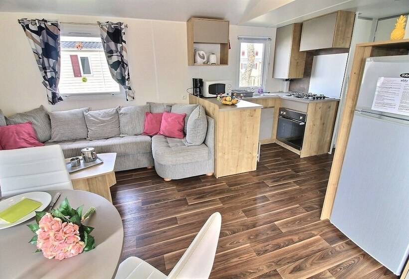 호텔 Ouilok   Domaine De Litteau Campsite