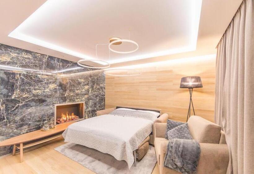 ベッドアンドブレックファースト Kalvin Restaurant & Pension