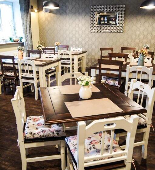 ベッドアンドブレックファースト Kalvin Restaurant & Pension