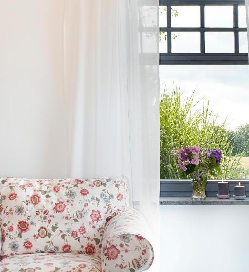 مبيت وإفطار Kashubian Lodge & Spa