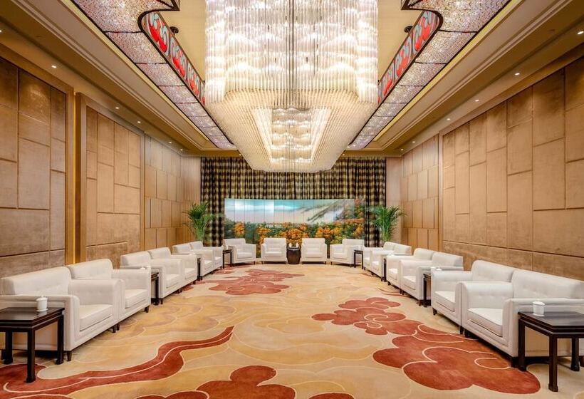 Felton Grand Hotel Bazhong