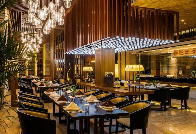 Felton Grand Hotel Bazhong