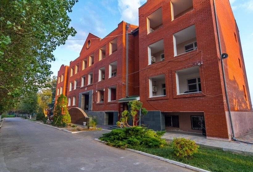 פונדק Park Hotel Shinkar