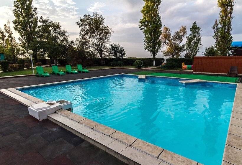 פונדק Park Hotel Shinkar