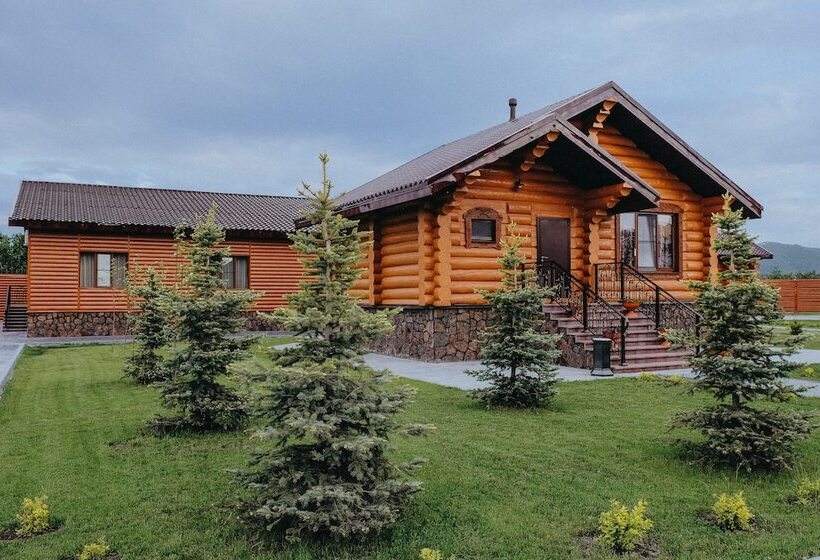 فندق فئة نجمة واحدة Tainy Kamchatki