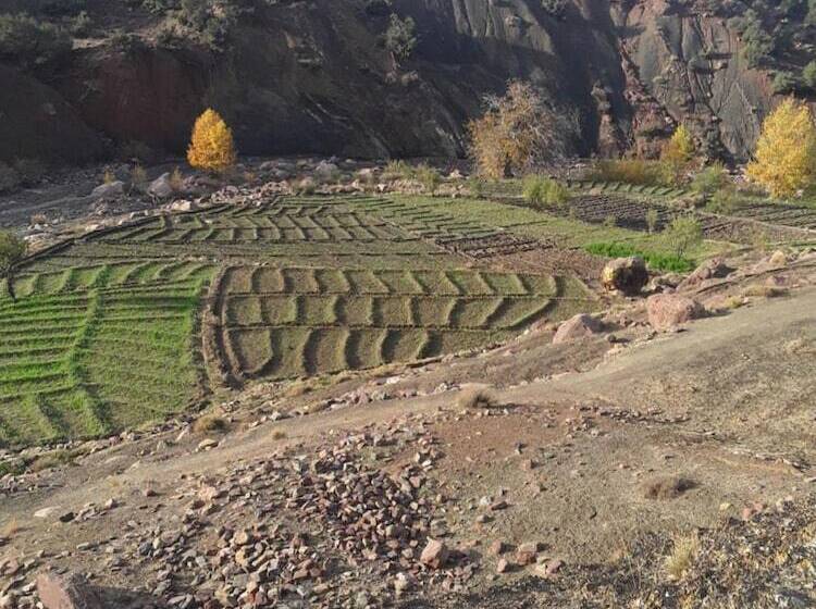 هتل Auberge Restaurant Les Coquelicots