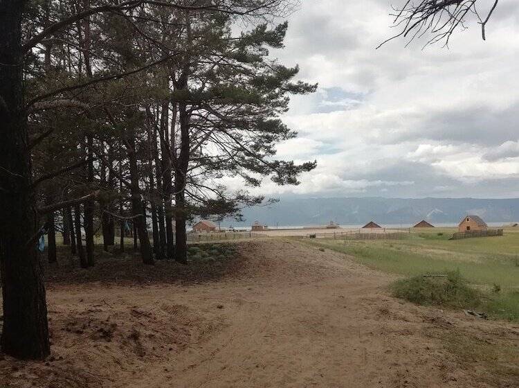 هتل Camping On Olkhon