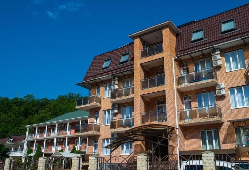 בית מלון כפרי Chayka