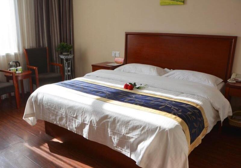 בית מלון כפרי Greentree Inn Fuyang Shopping Mall