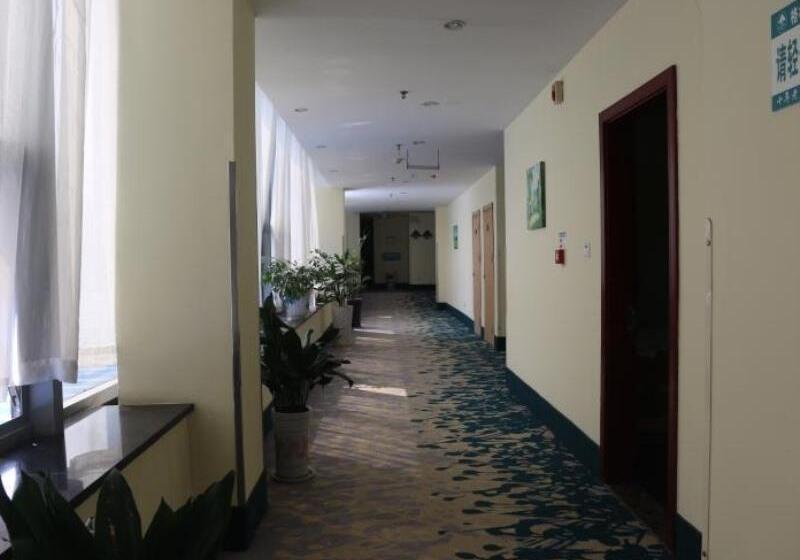 Отель Greentree Inn Jiangsu Huaian Xuyi Bus Station Business