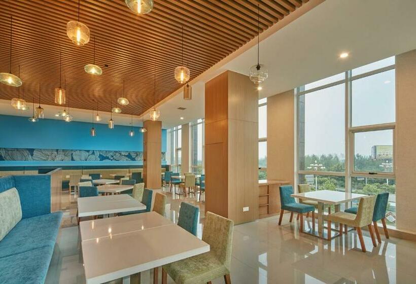 בית מלון כפרי Holiday Inn Express Luoyang Yichuan, An Ihg