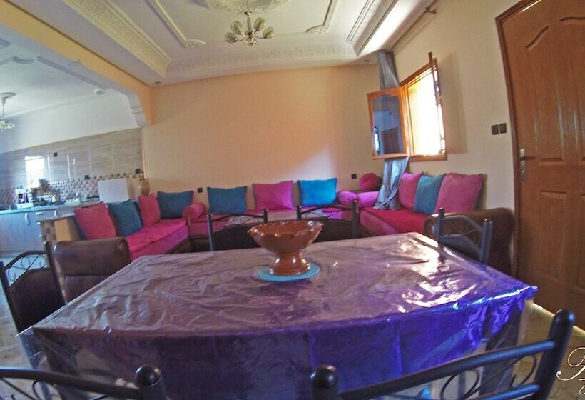 هتل Hôtel Ajil Ouzoud