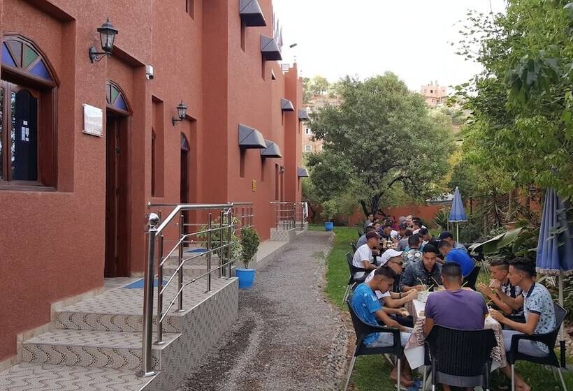 هتل Hôtel Ajil Ouzoud