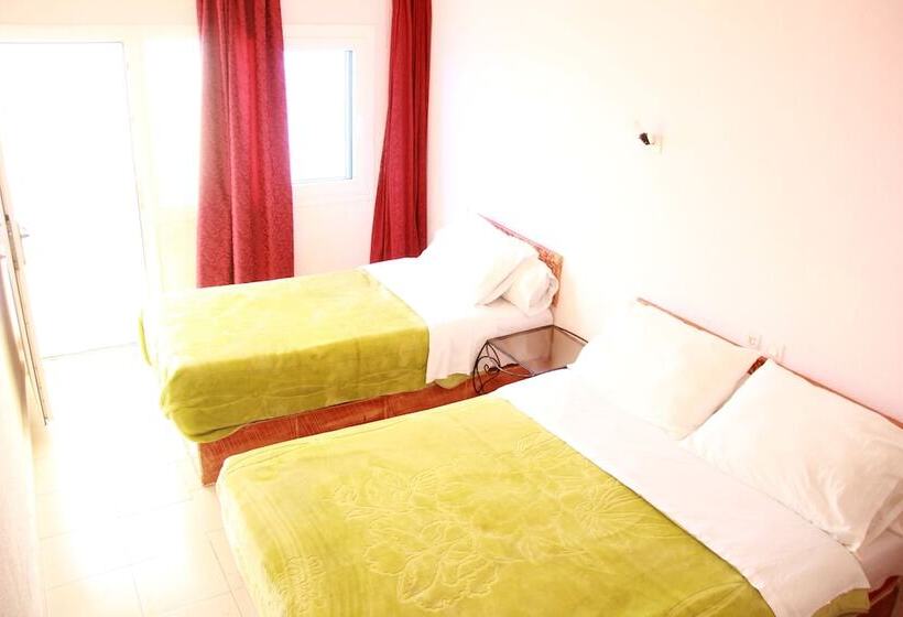 Отель La Belle Vue