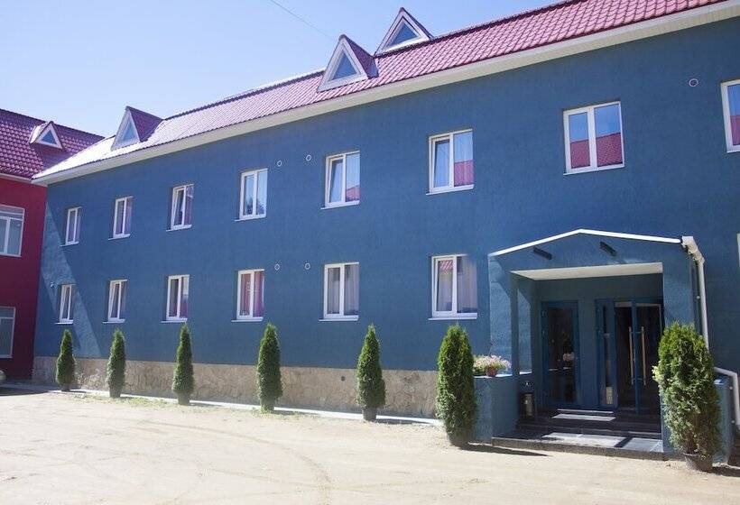 Отель Maxim Park