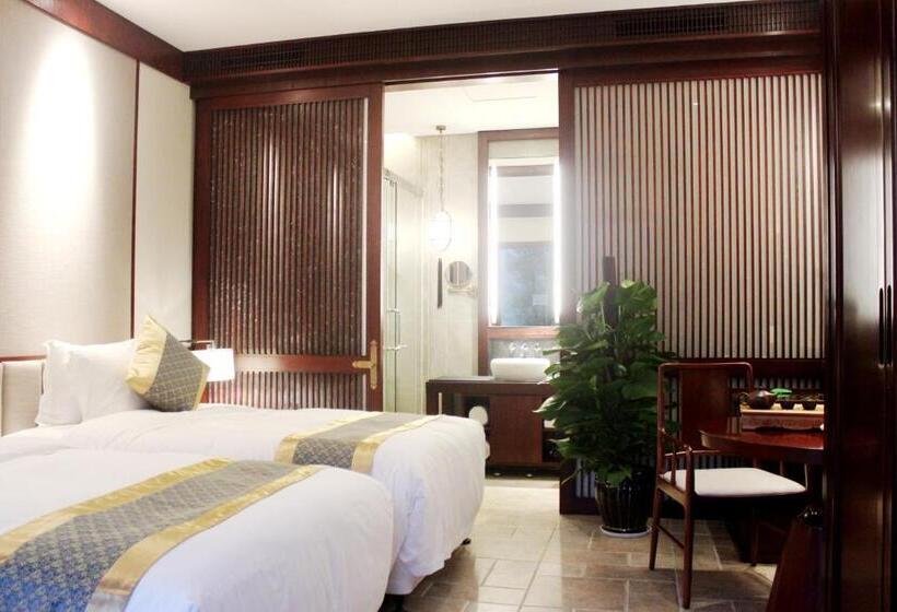 Otel Narada Resort & Spa Cifu Lake