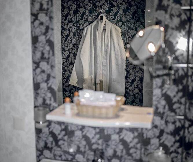 בית מלון כפרי New Fortress