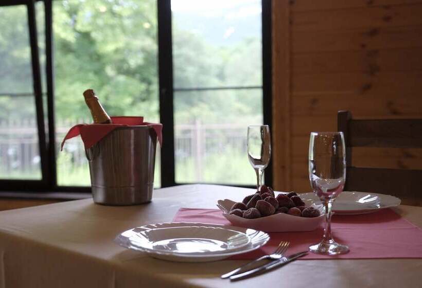 هتل Tourist Complex Belaya Reka Dakhovskaya