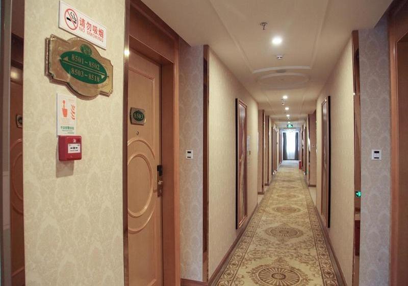 Vienna Hotel Qingyuan Yingde Guangming Road