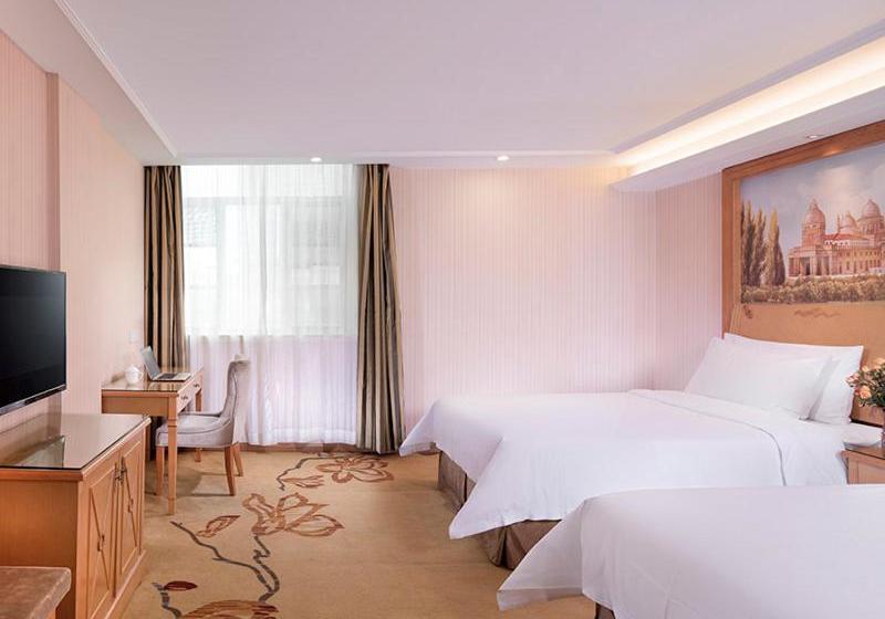 Vienna Hotel Qingyuan Yingde Guangming Road