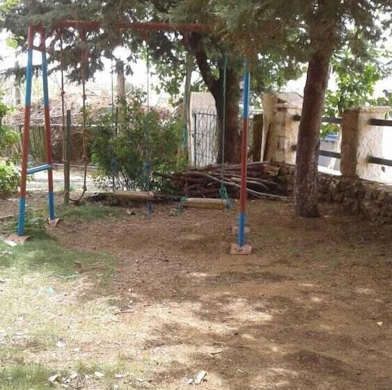 پانسیون Auberge La Forestiere