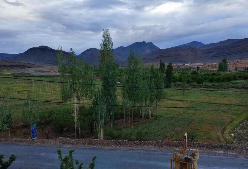 بنسيون Auberge Restaurant Afoud